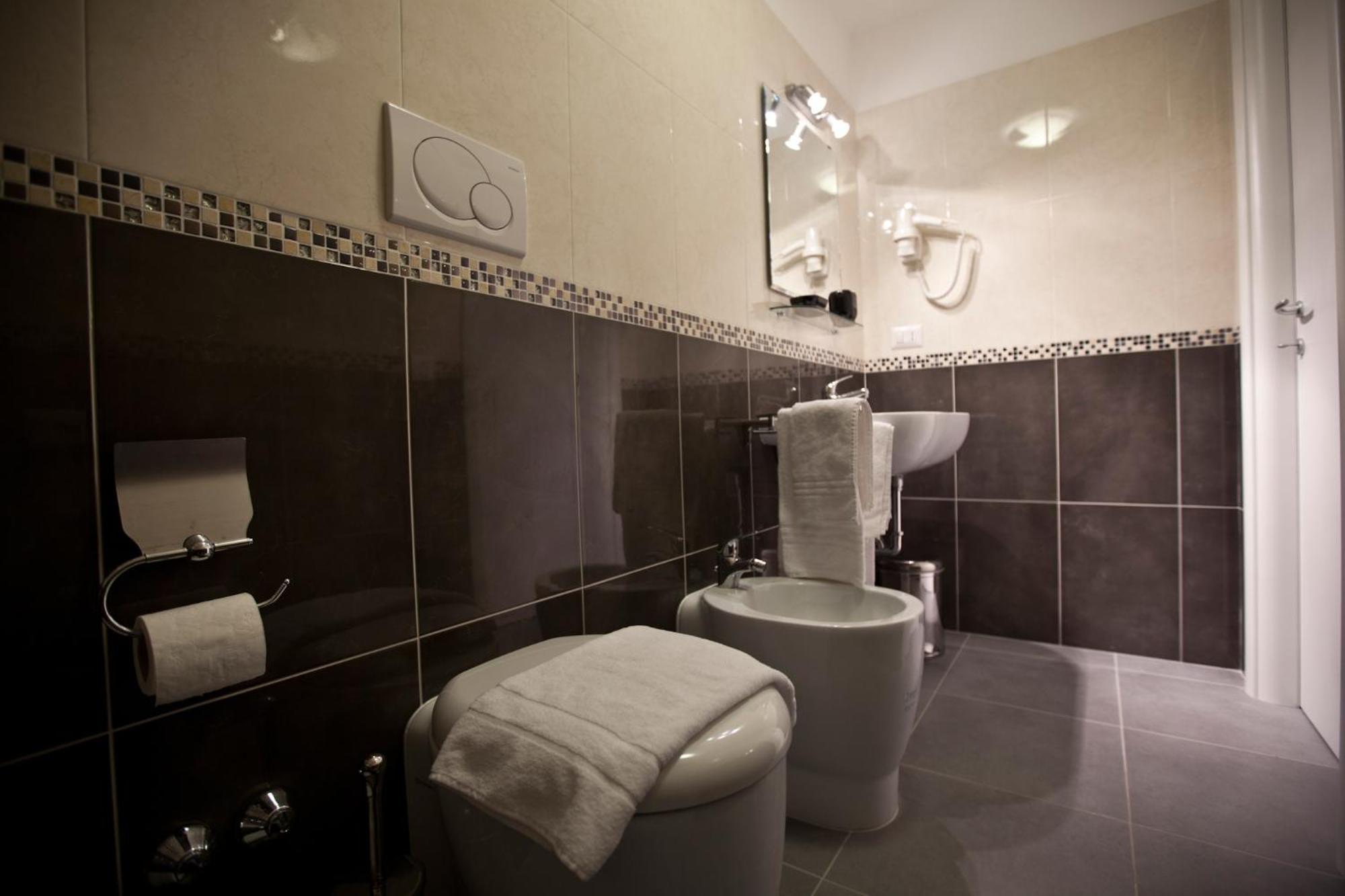 Heart Of Rome Rooms Экстерьер фото