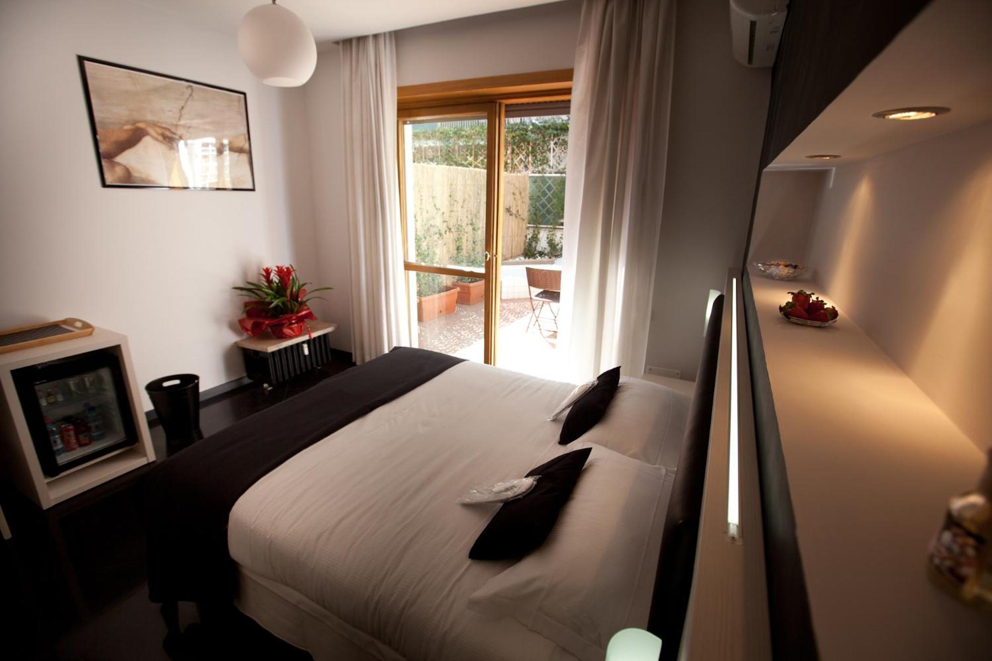 Heart Of Rome Rooms Экстерьер фото